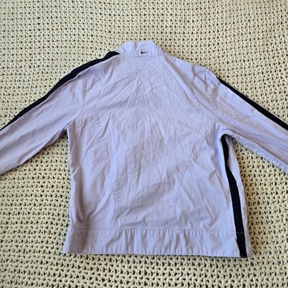 Nike Lightweight Zip Up Jacket Lavendar with Dark Blue Stripes Size M - Picture 8 of 9